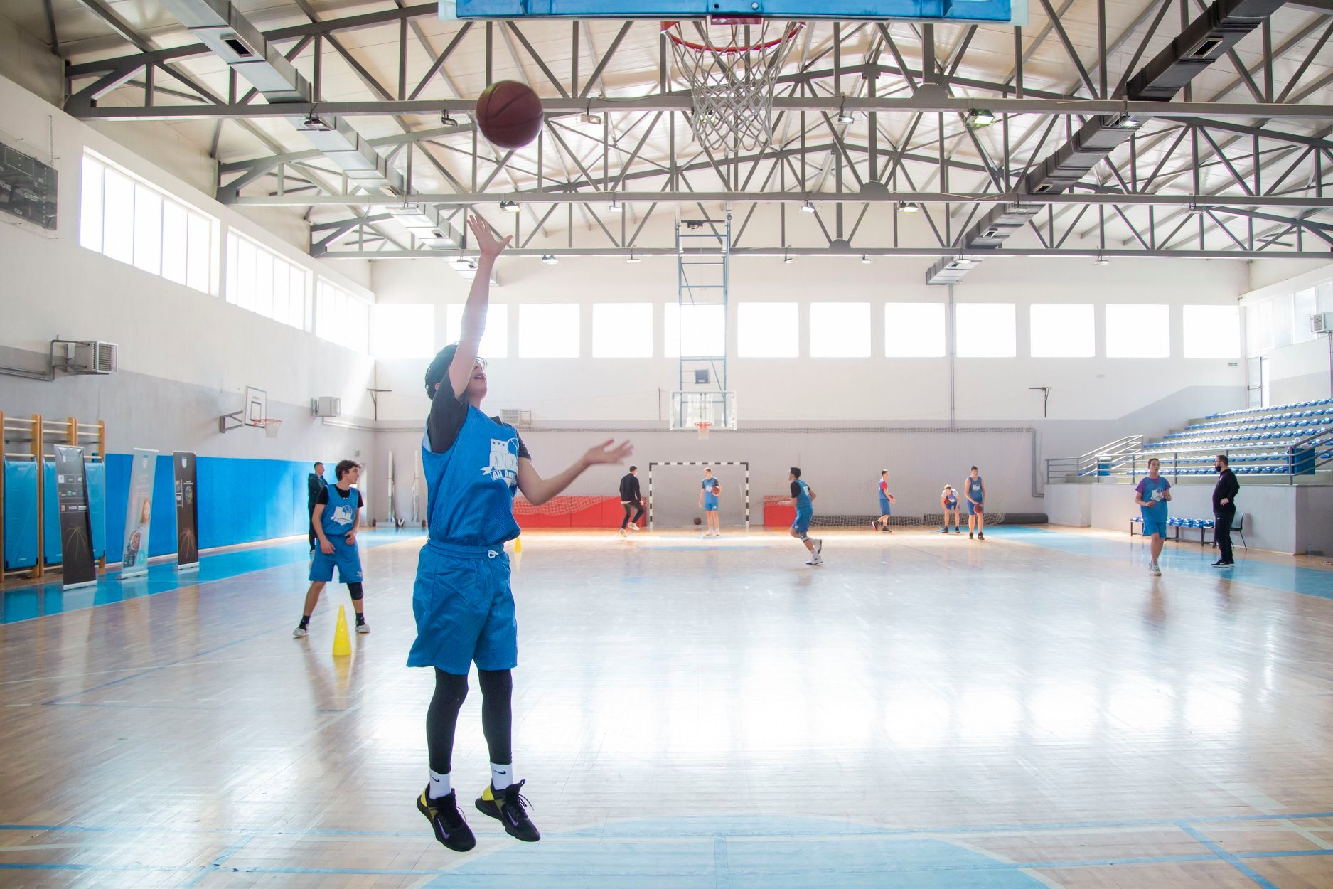 Rreth 200 fëmijë në Festivalin e Minibasketbollit